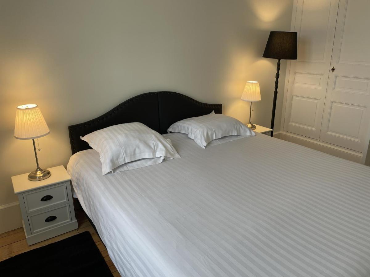 Le Royal XIX Vue Mer Dinard Exterior foto