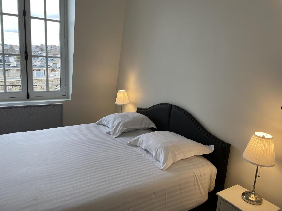 Le Royal XIX Vue Mer Dinard Exterior foto